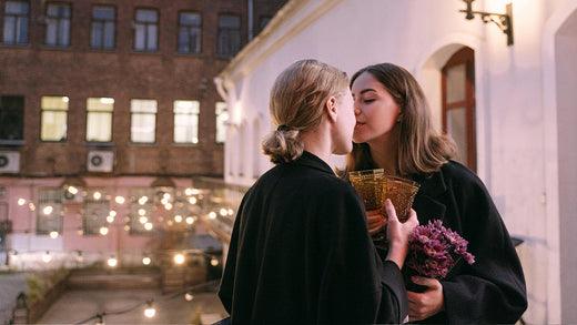 Eros Song’s Holiday Gift Guide: The Perfect Presents for Lesbian Intimacy https://erossong.com/ 