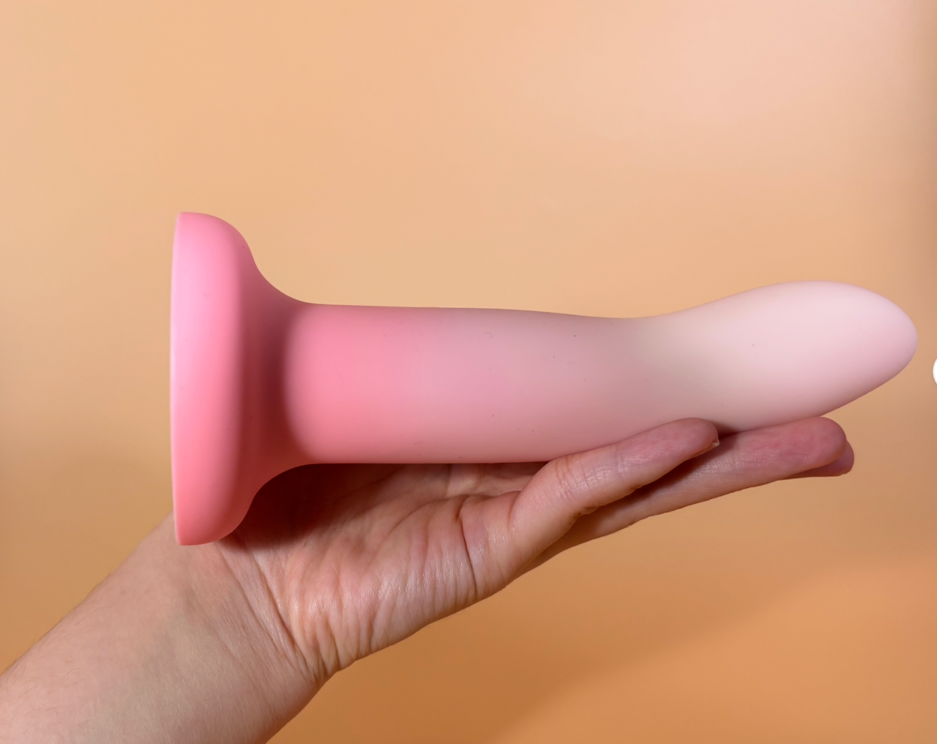 Siliconedildo-suction-cupstraponG-SpotSuctionCupstrap-on